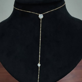 Chocker Sautoir avec 3 pierres Zircons naturelles en Or 18 carats