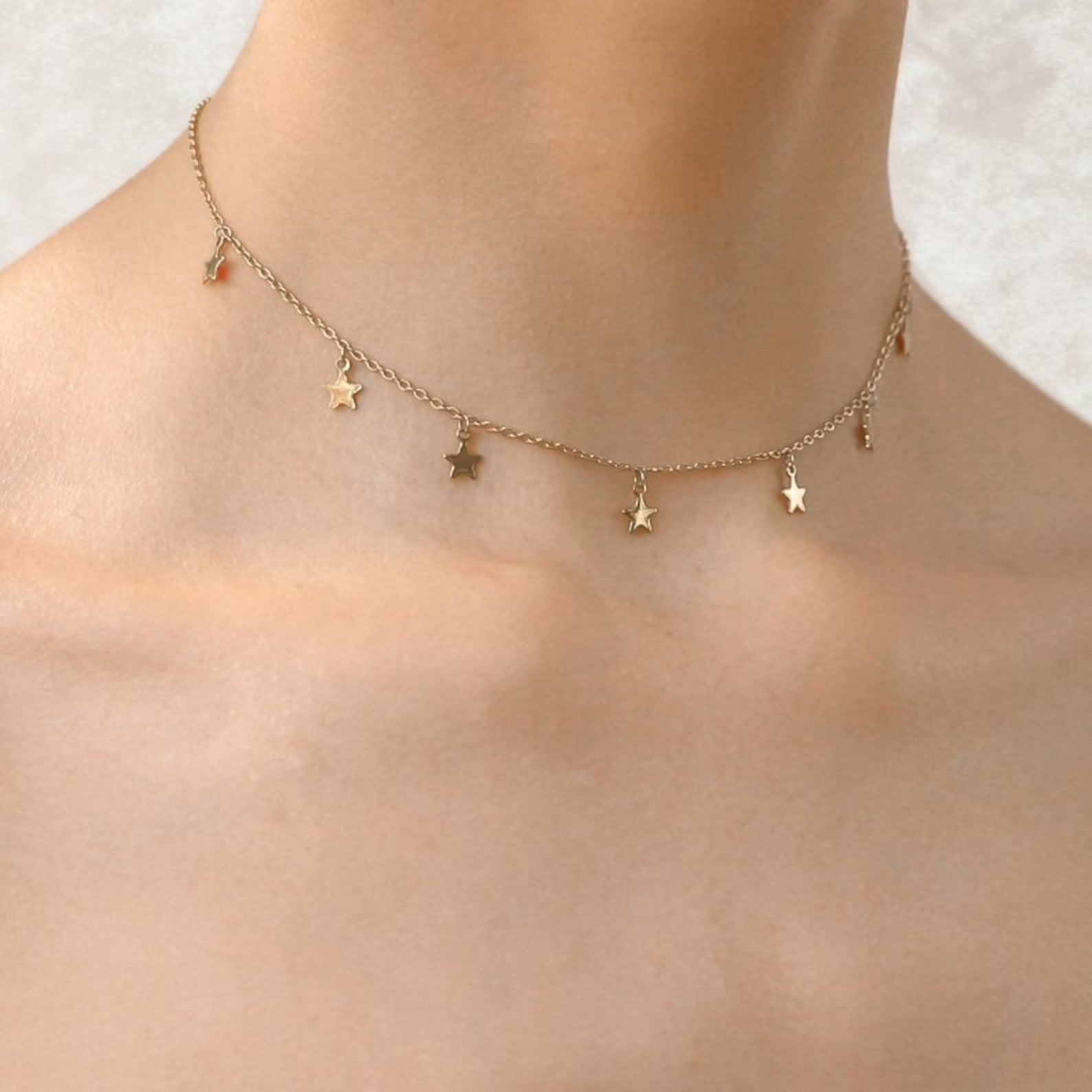 Collier Choker des étoiles 🌟 en or 18 carats